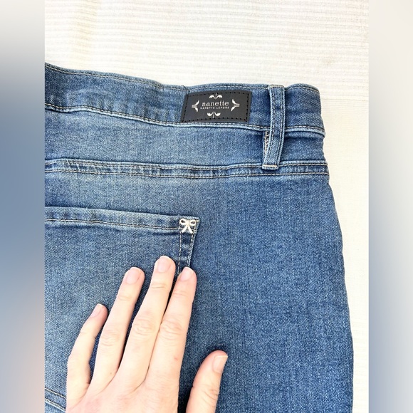 NWT Women's Nanette Lepore Women's Plus Belle High Rise Skinny Straight Jean - Picture 10 of 12